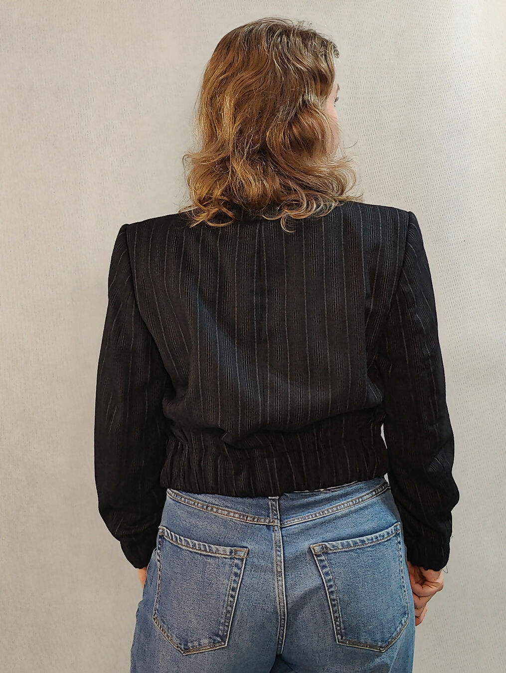 Wełniana marynarka w szerokie pasy