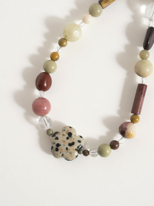 Naszyjnik boho z kwiatkiem