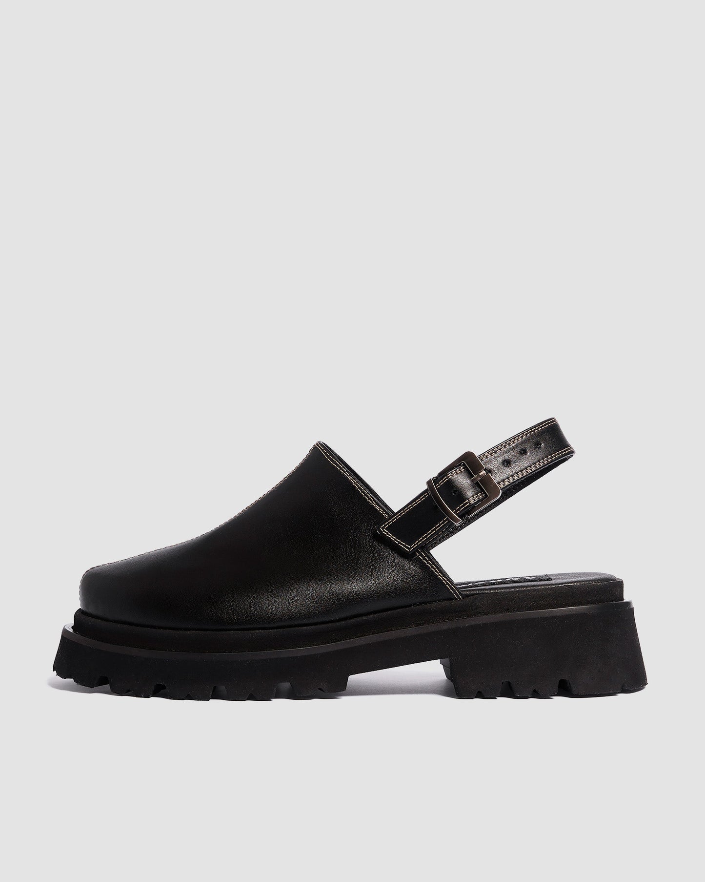 Urban Clogs klapki damskie z zakrytymi palcami