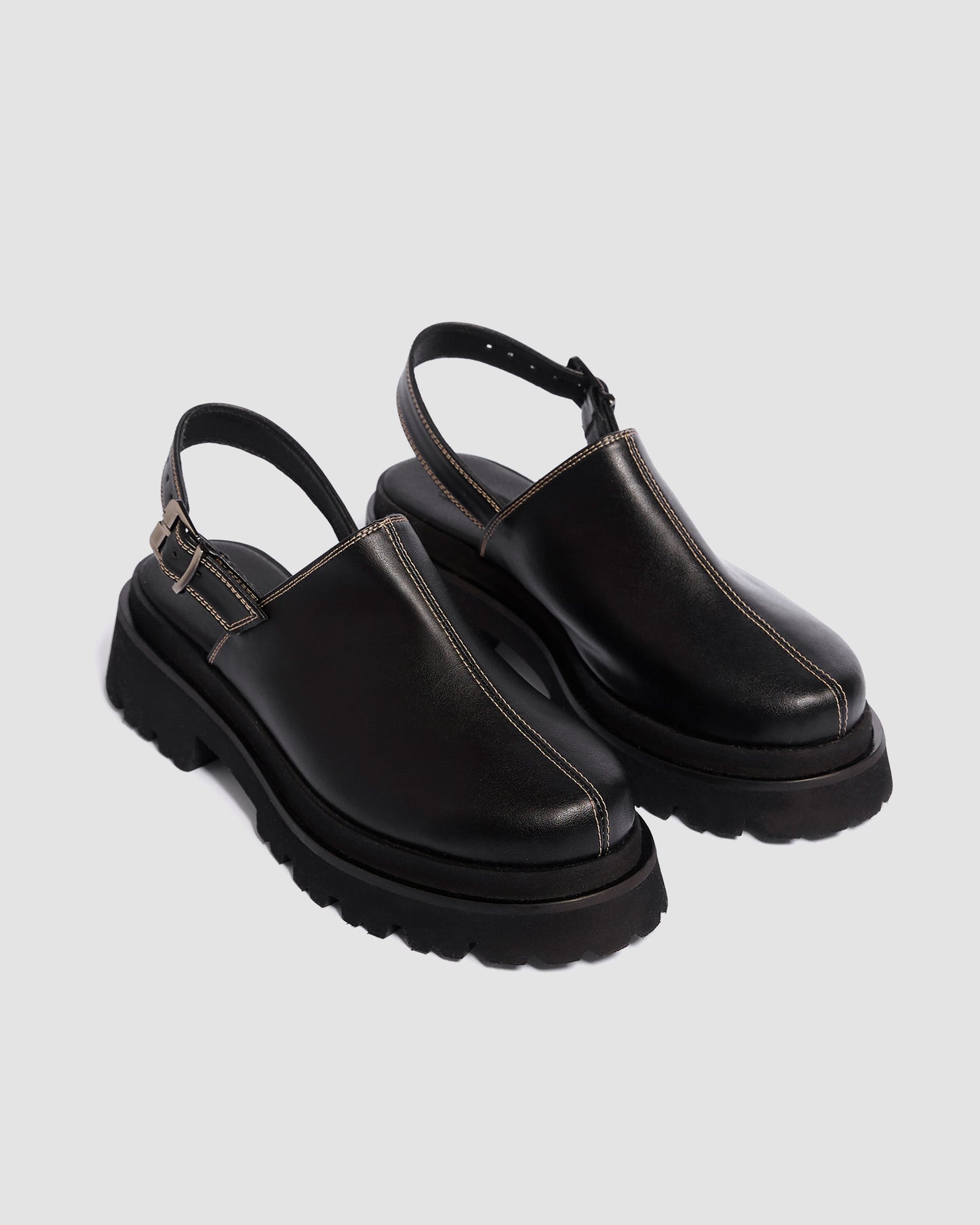 Urban Clogs klapki damskie z zakrytymi palcami