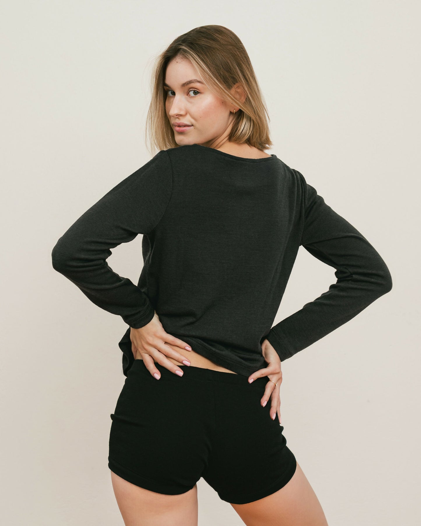 Bluzka LAJLA – Antracyt - Merino - Longsleeve
