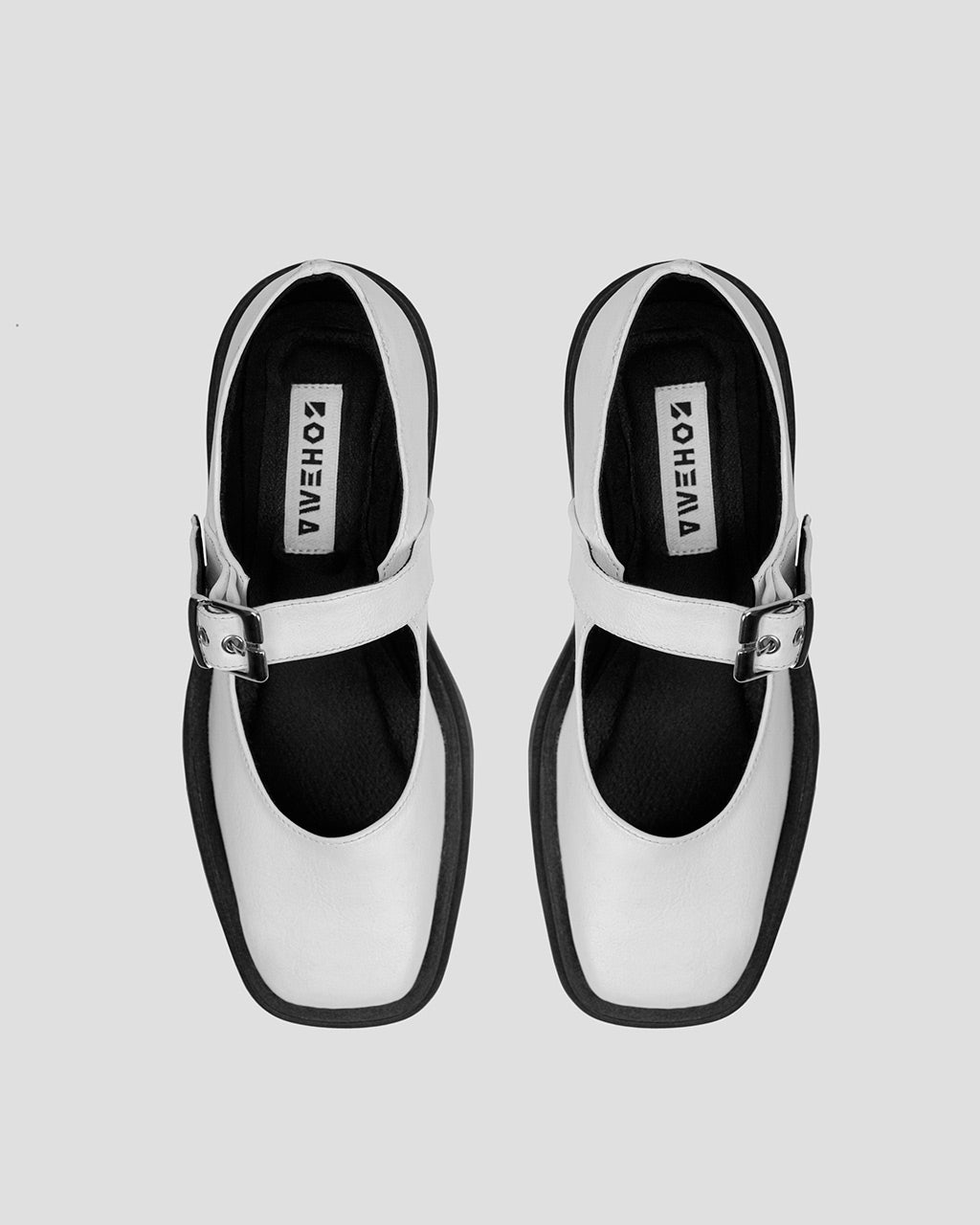 Squared Pumps White baleriny w stylu Mary Jane ze skóry z winogron