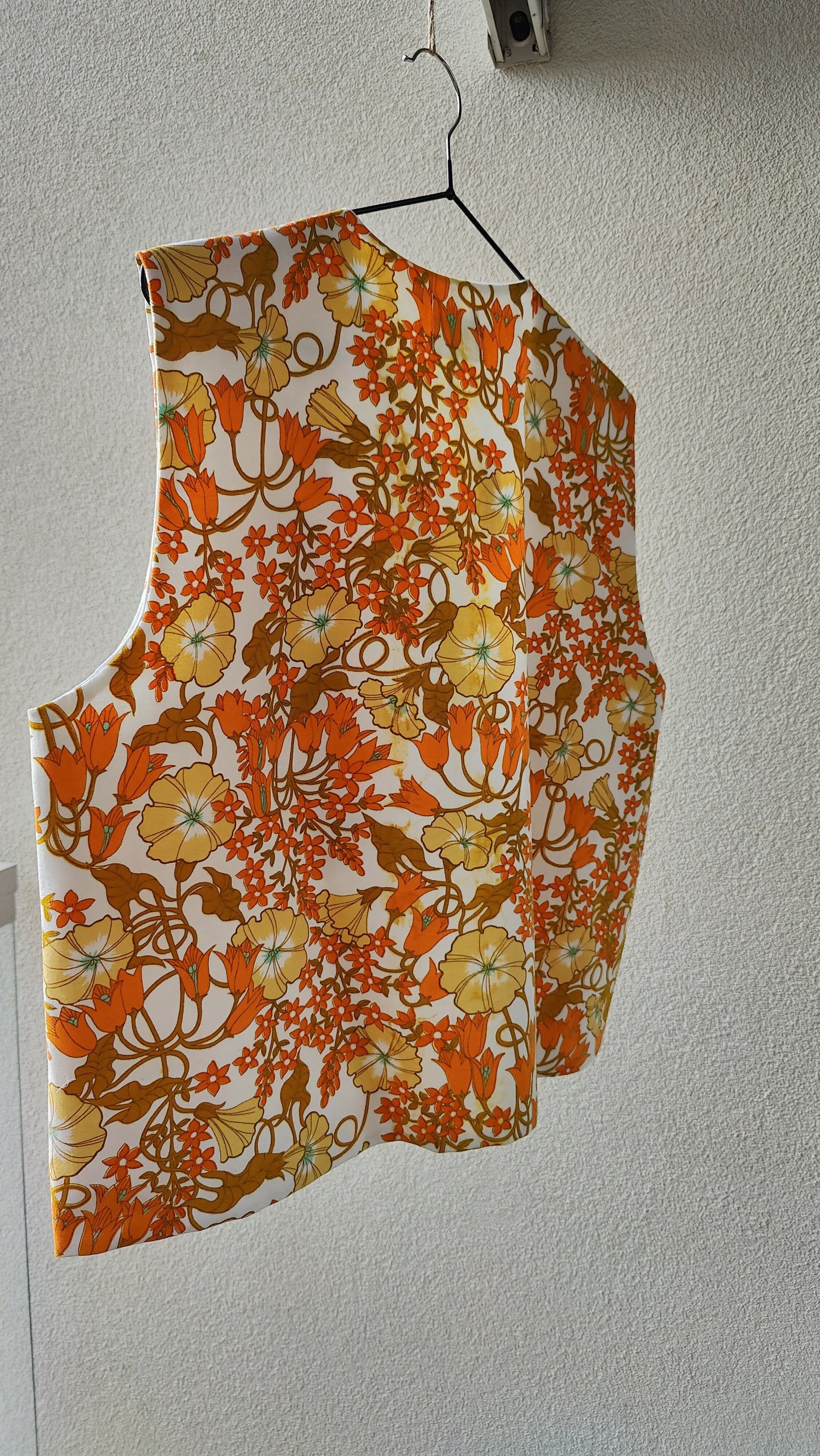 Jesienna Wiązana Kamizelka