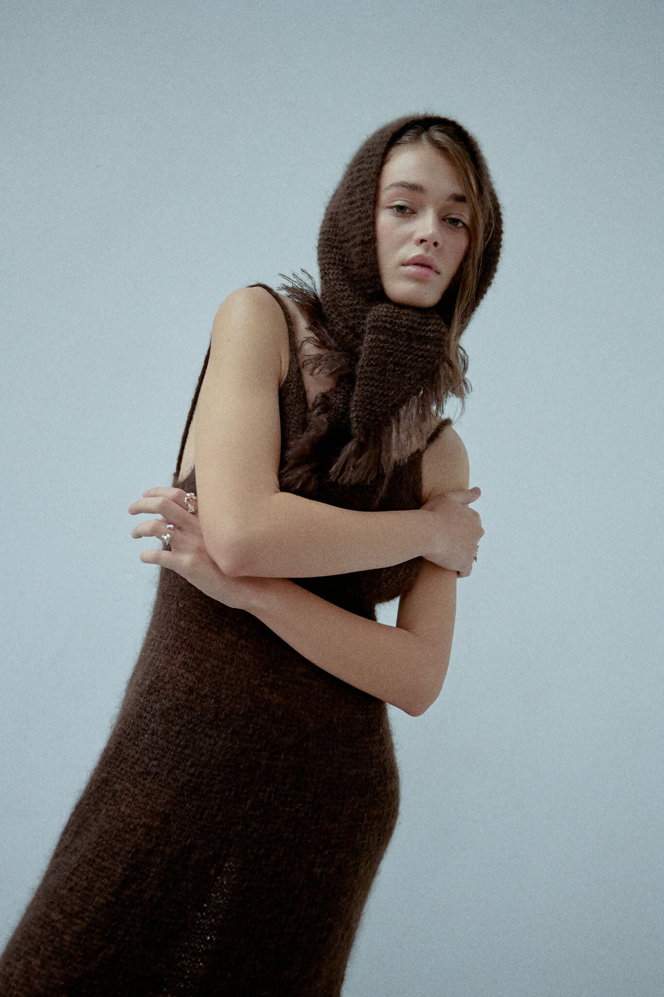 Trójkątna chusta Zoya ręcznie wykonywana na drutach