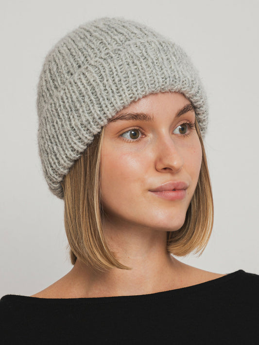 Czapka DARLA – Szara