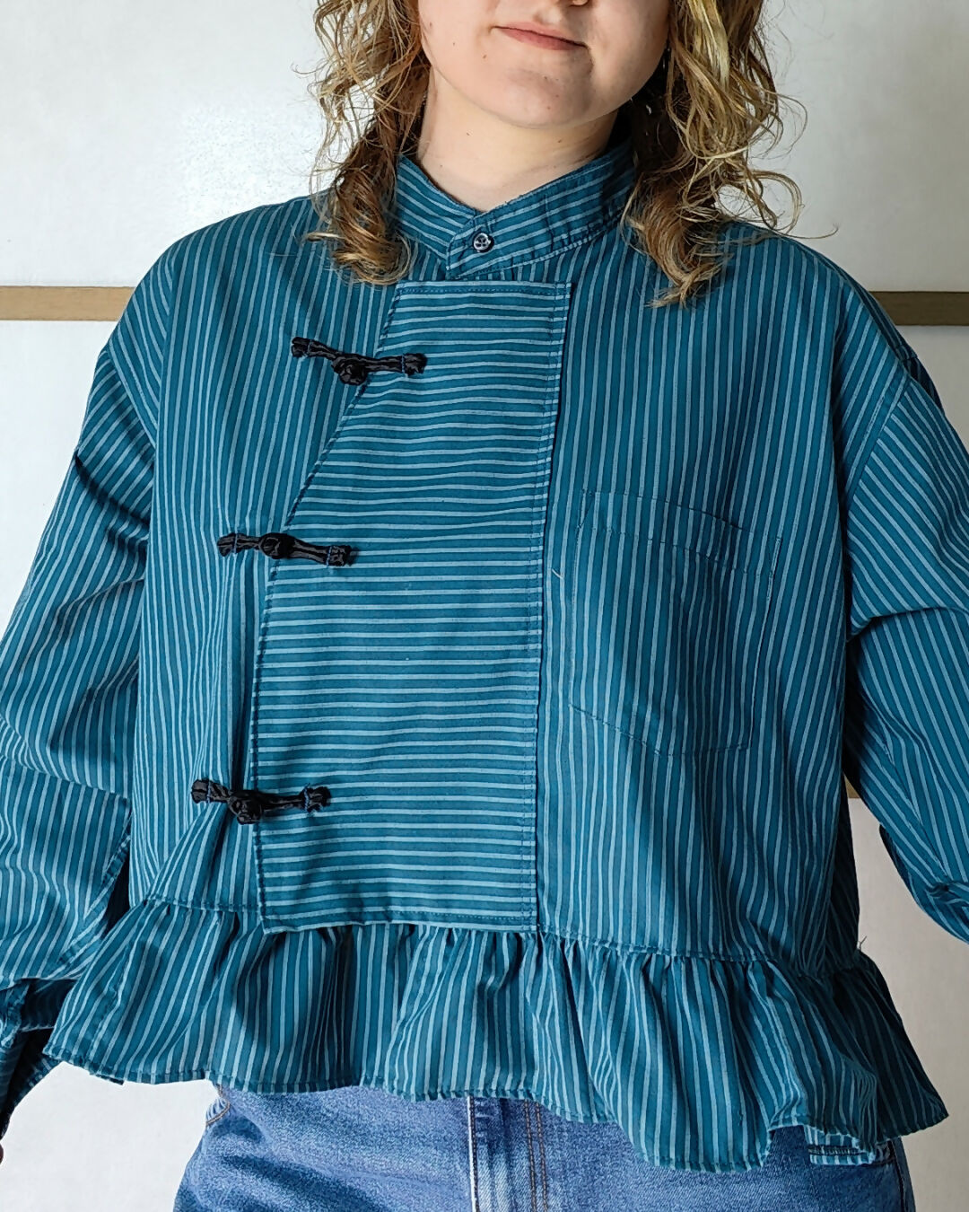 Ciemno-turkusowa koszula w paski Cheongsam Style
