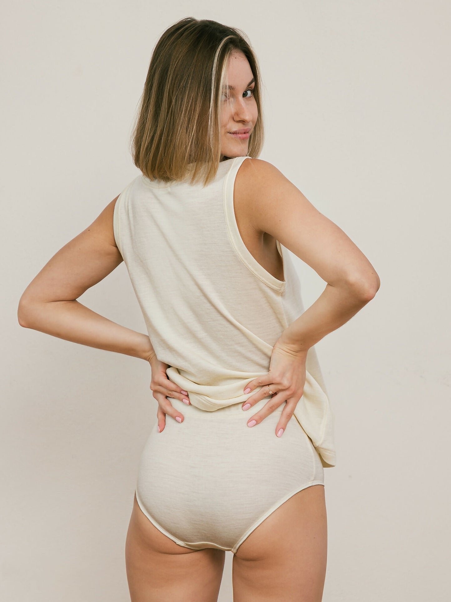 Figi LIWIA – Ecru – Merino