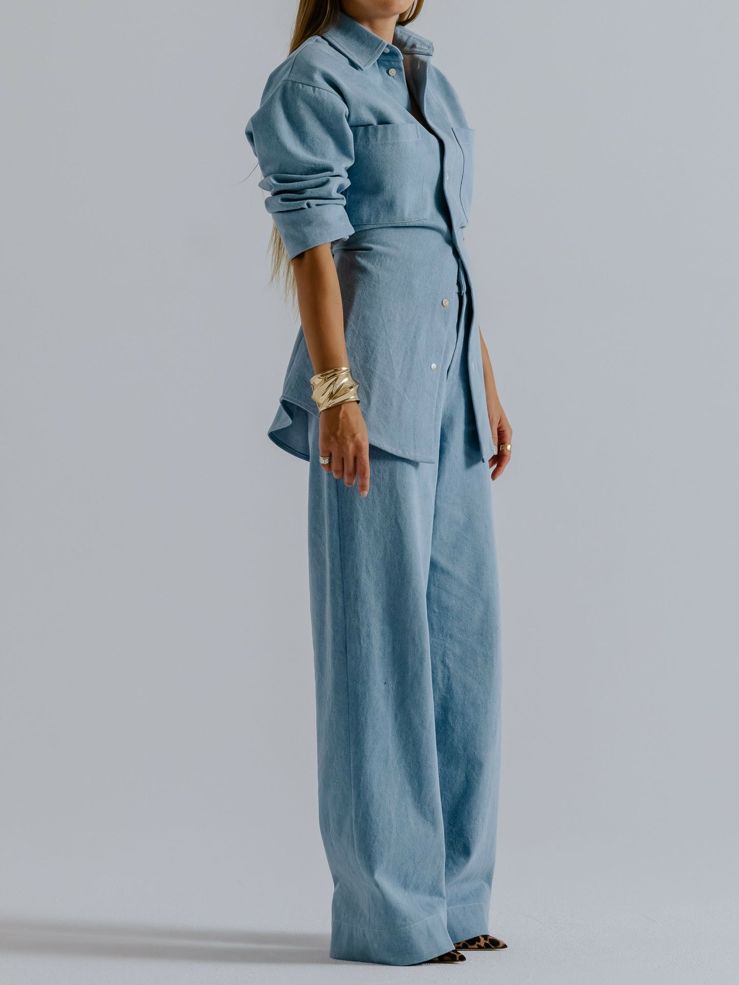 Jeansowa koszula oversize z ozdobnym wiazaniem