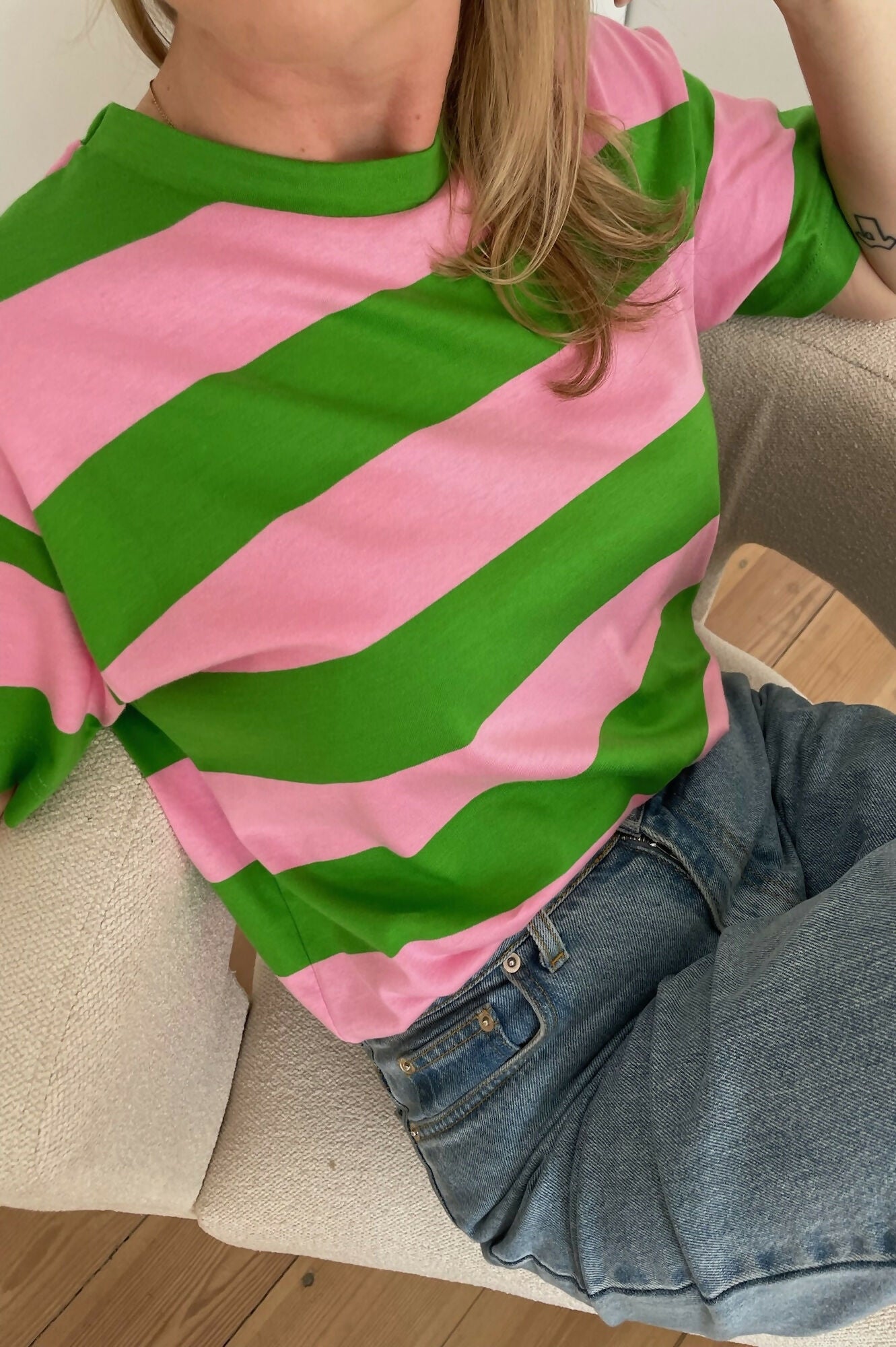 T-shirt w różowo-zielone paski Primavera