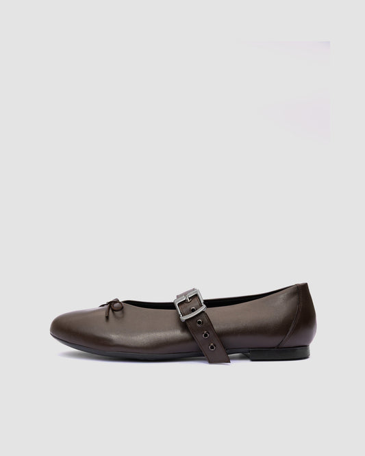 Mara Pumps Chocolate brązowe baleriny z paskiem