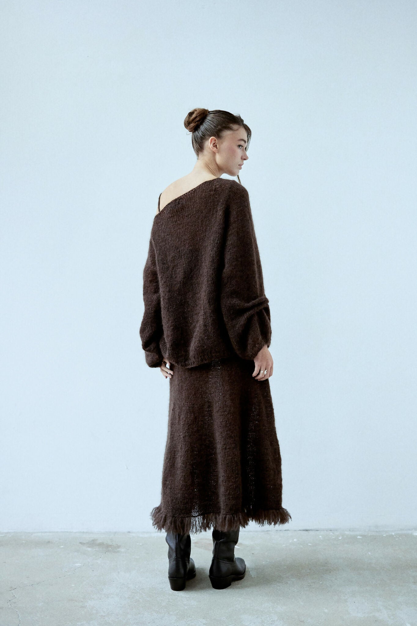 Sukienka Ofelia ręcznie wykonywana na drutach