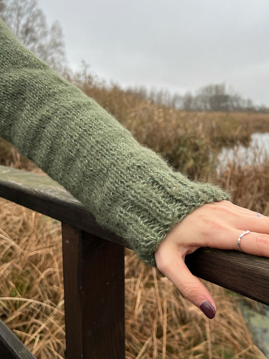 Sweter DITA – Oliwkowy