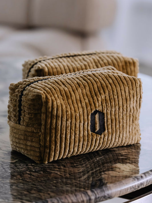 Kosmetyczka welurowa karmelowa