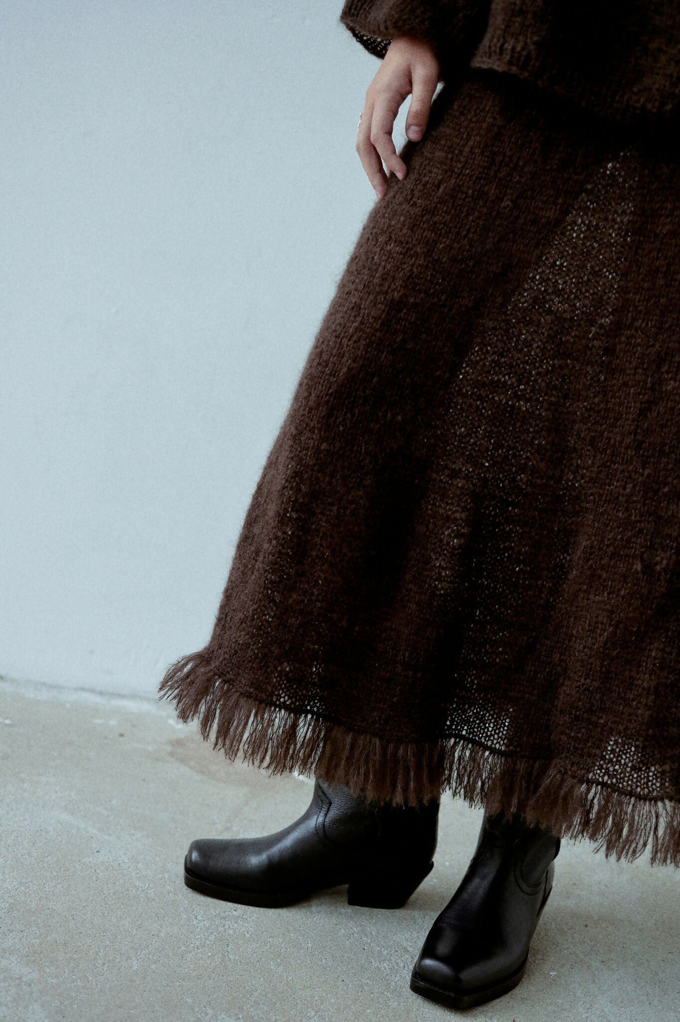 Sukienka Ofelia ręcznie wykonywana na drutach